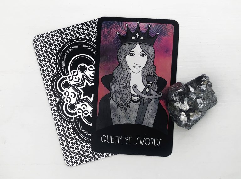 The Queen of Swords Tarot Card Keen Articles